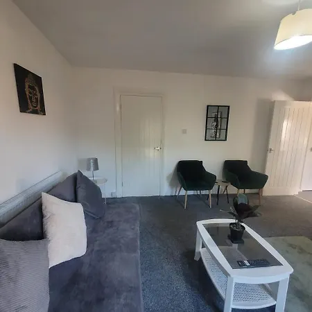 아파트 Contractor Friendly Spacious 3 Bed With Private Parking